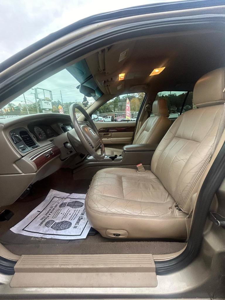 Used 2003 Mercury Grand Marquis LSE RWD image 12