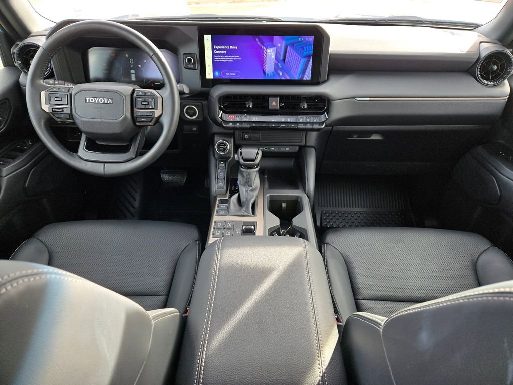 Used 2024 Toyota Land Cruiser image 2