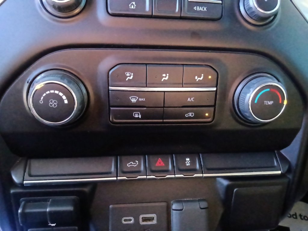 Used 2023 Chevrolet Silverado 2500 LT image 22