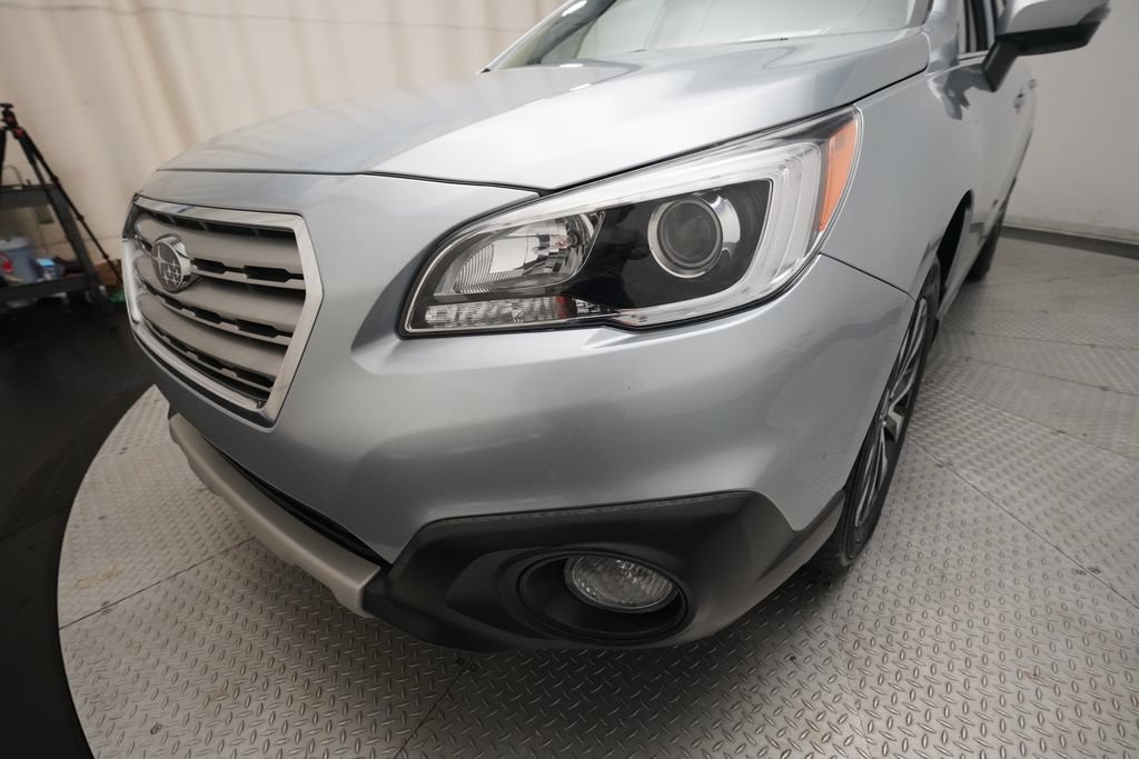 Used 2017 Subaru Outback 2.5i Limited AWD/4WD image 24