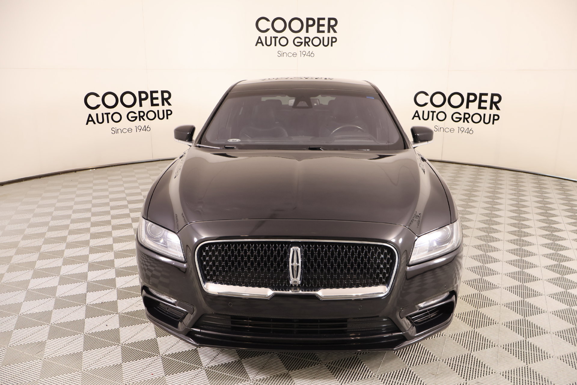 Used 2020 Lincoln Continental Reserve FWD image 9