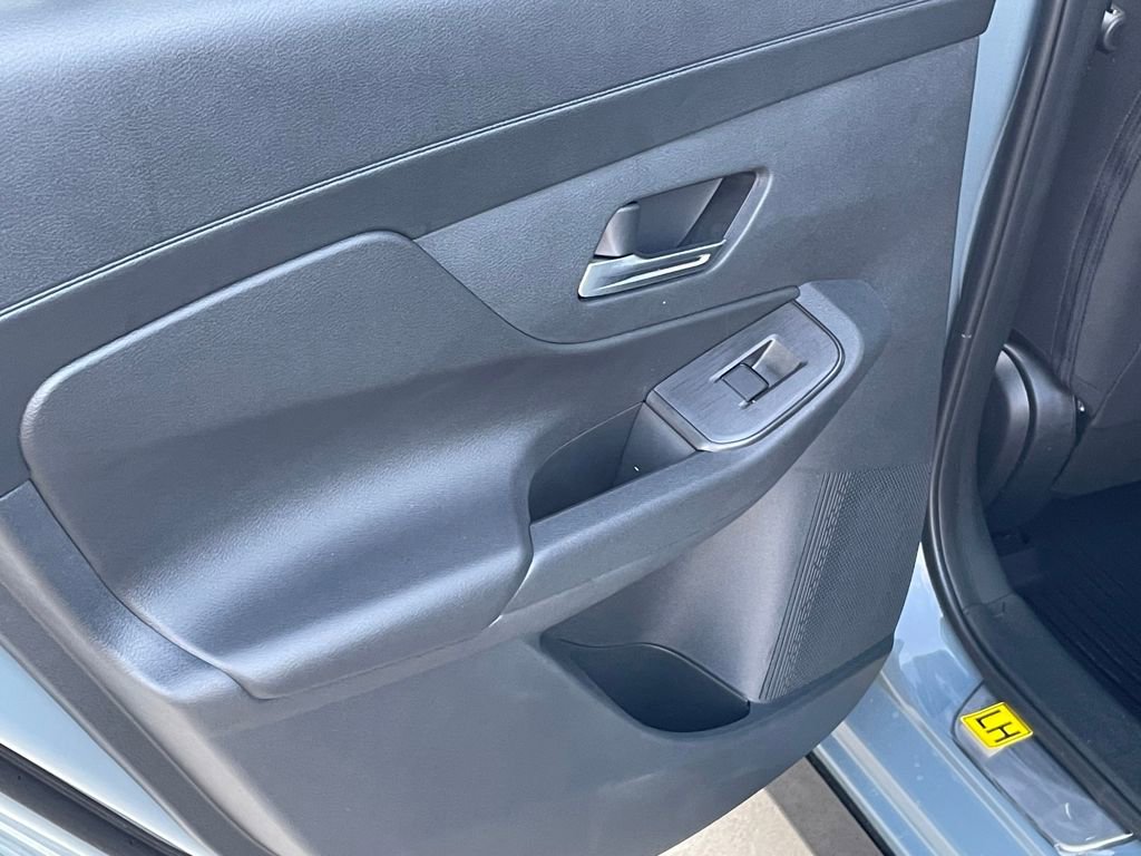 New 2026 Nissan Sentra SR w/ Floor Mat Package FWD image 36
