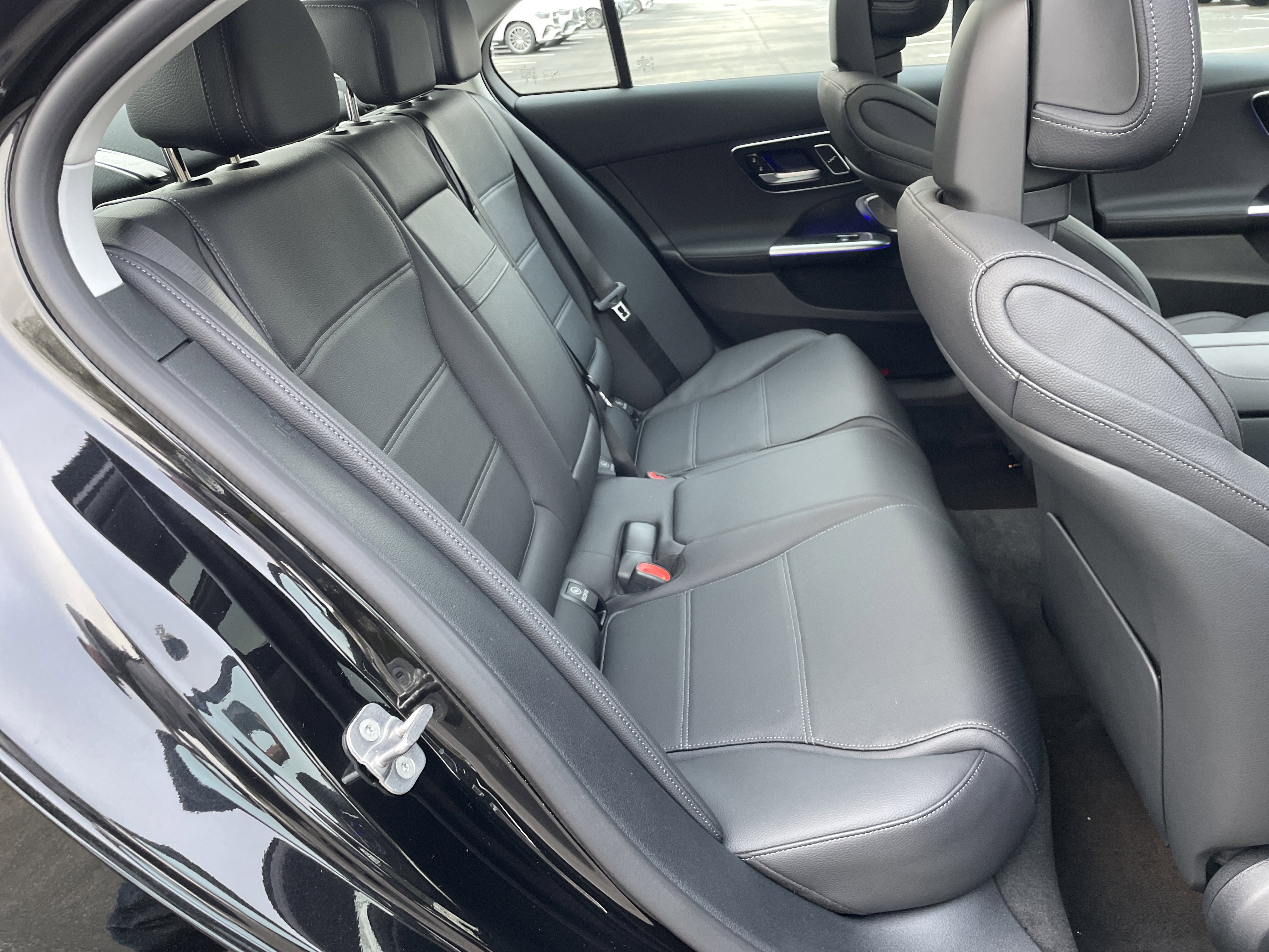 New 2026 Mercedes-Benz C 300 4MATIC Sedan image 39
