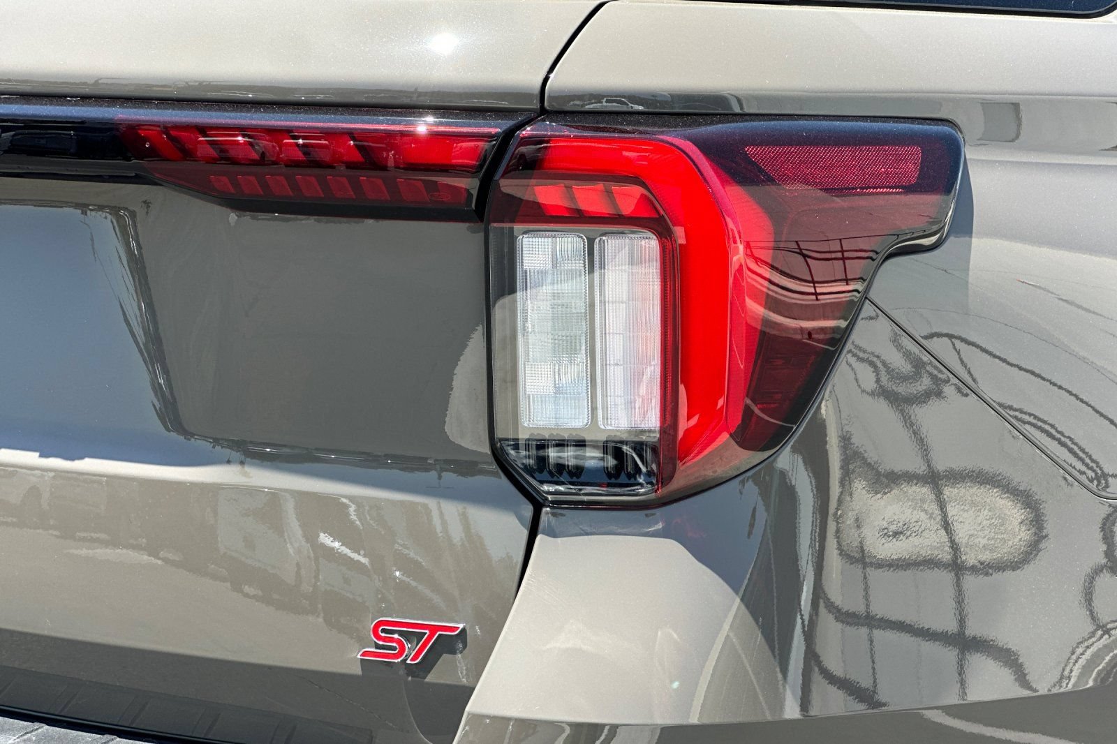 New 2026 Ford Explorer ST w/ Sun And Sound Package AWD/4WD image 27