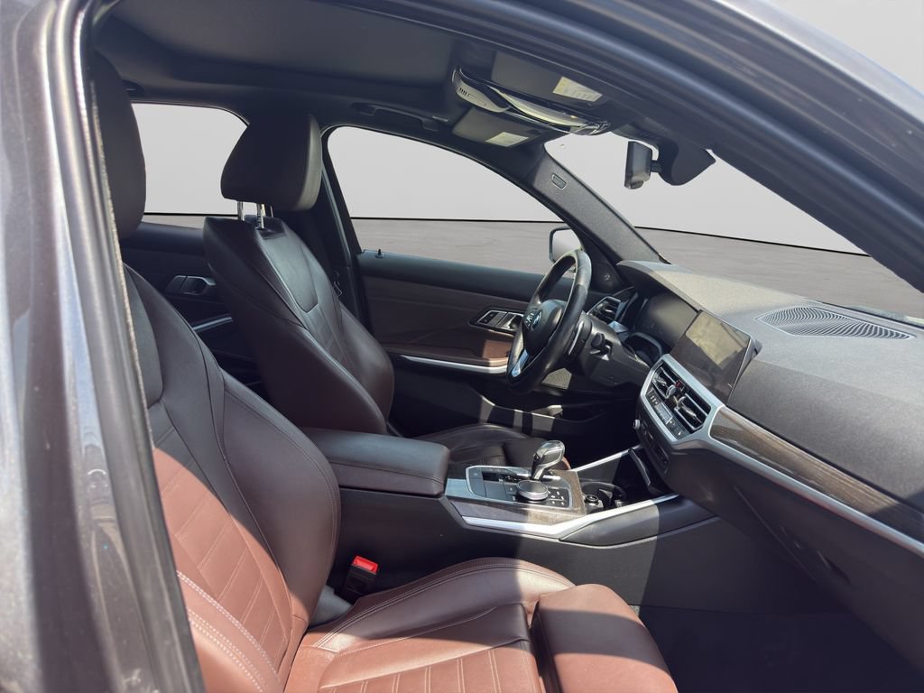 Used 2020 BMW 330i xDrive Sedan w/ Premium Package AWD/4WD image 18