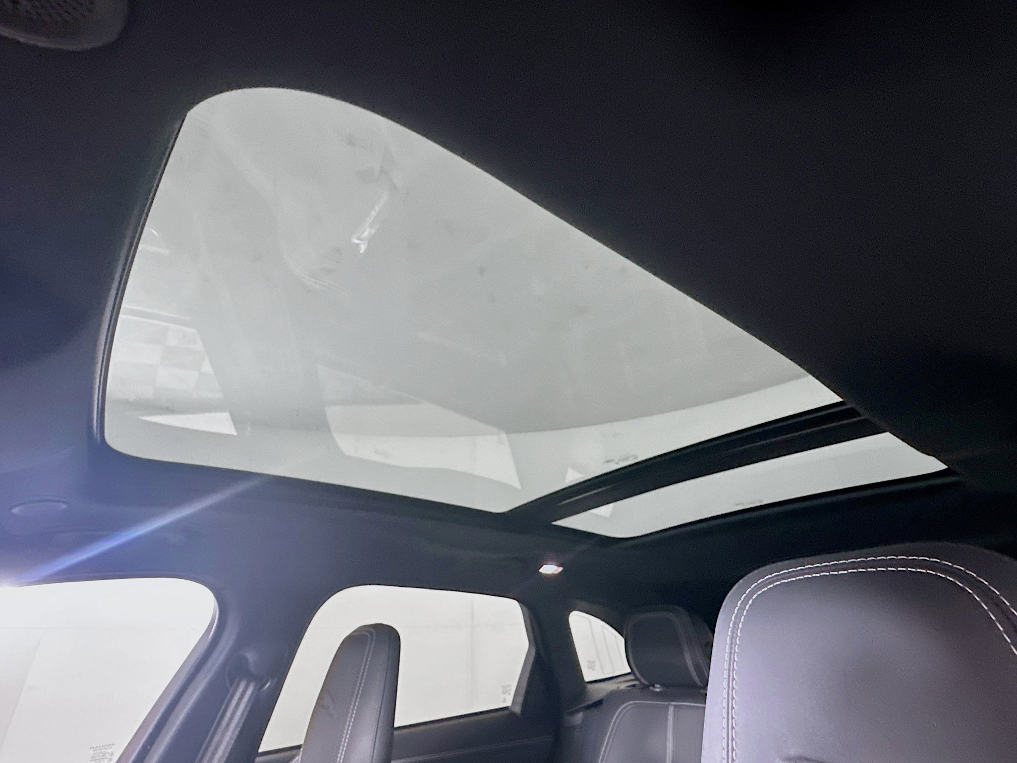 Used 2025 Jaguar F-PACE R-Dynamic S image 27