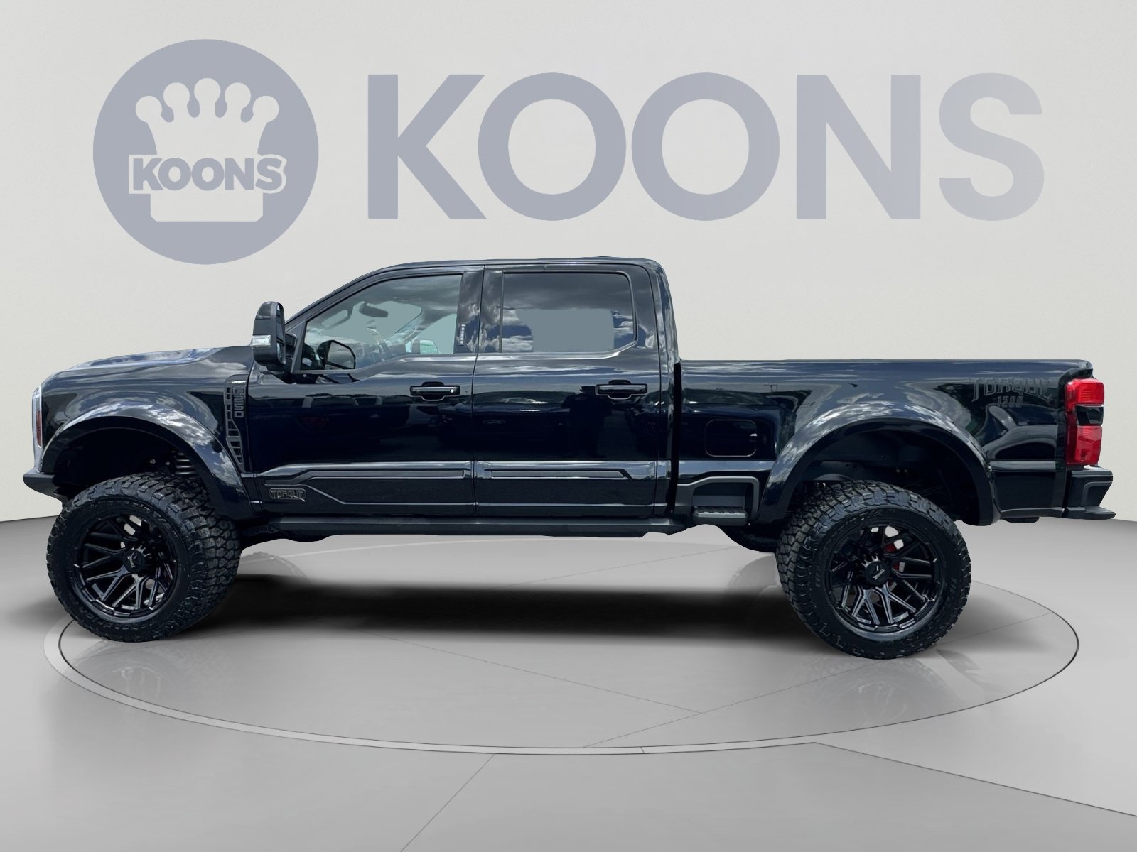 New 2026 Ford F250 Lariat w/ Black Appearance Package AWD/4WD image 7