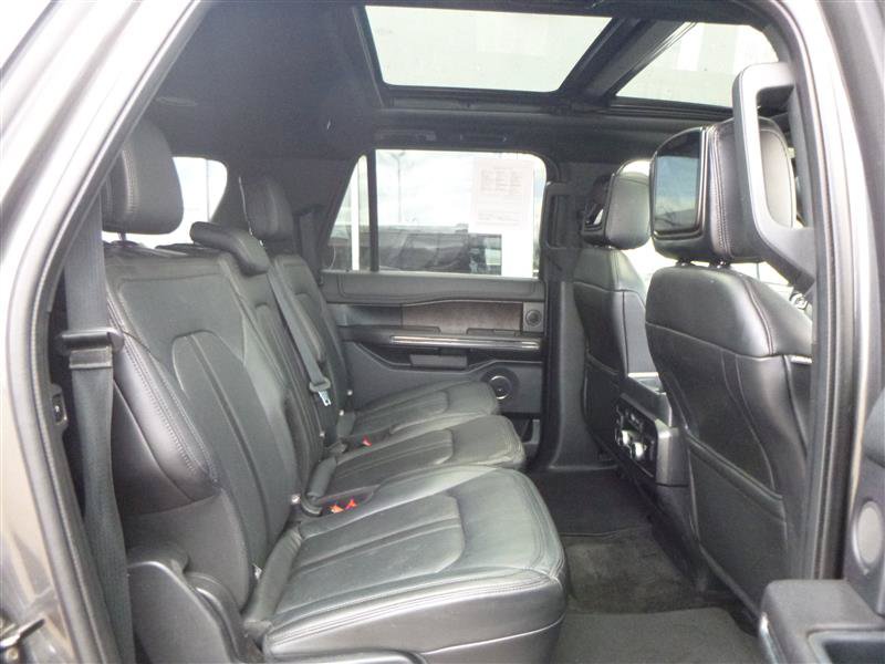 Used 2018 Ford Expedition Max Limited w/ Equipment Group 302A AWD/4WD image 13