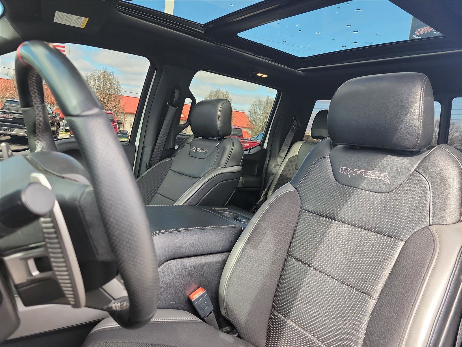 Used 2020 Ford F150 Raptor w/ Equipment Group 802A Luxury image 15