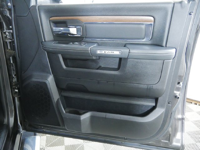 Used 2017 RAM 2500 Laramie AWD/4WD image 10