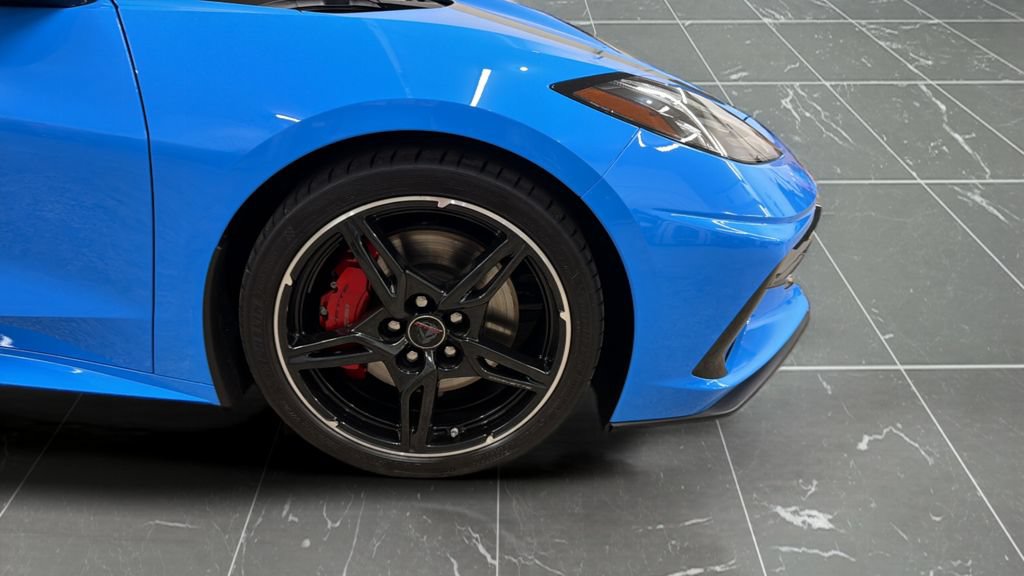 Used 2022 Chevrolet Corvette Stingray Premium Cpe w/ Z51 Performance Package RWD image 22