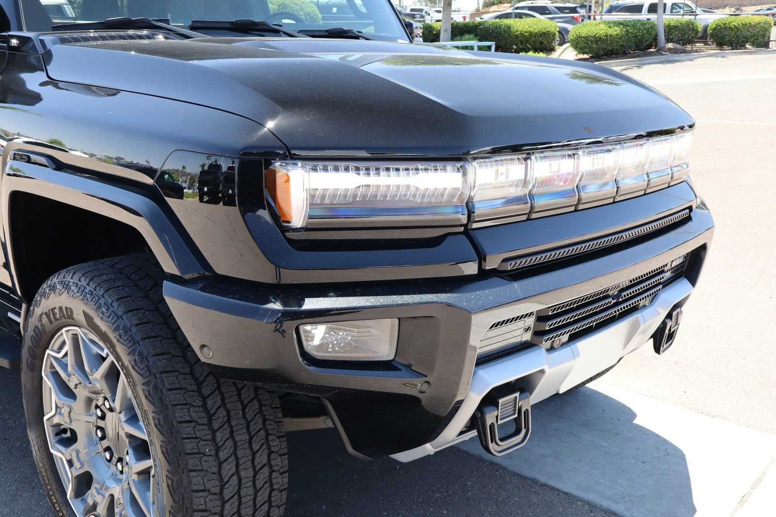 Used 2025 GMC Hummer EV 3X AWD/4WD image 9