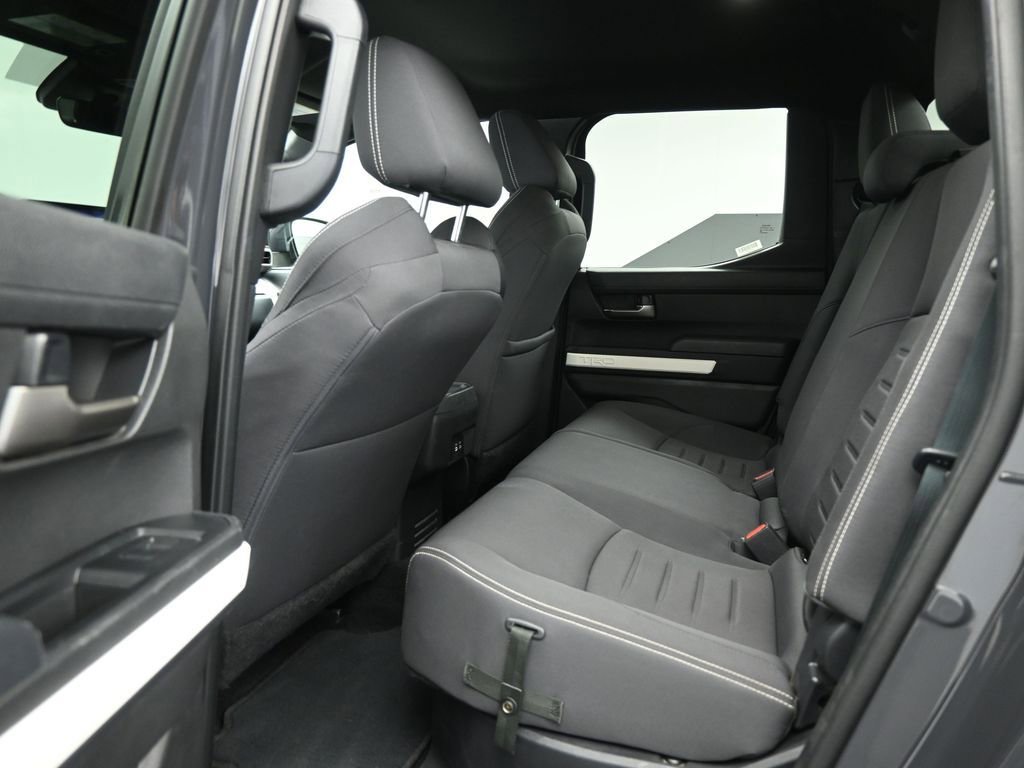 Used 2024 Toyota Tacoma TRD Off-Road image 19