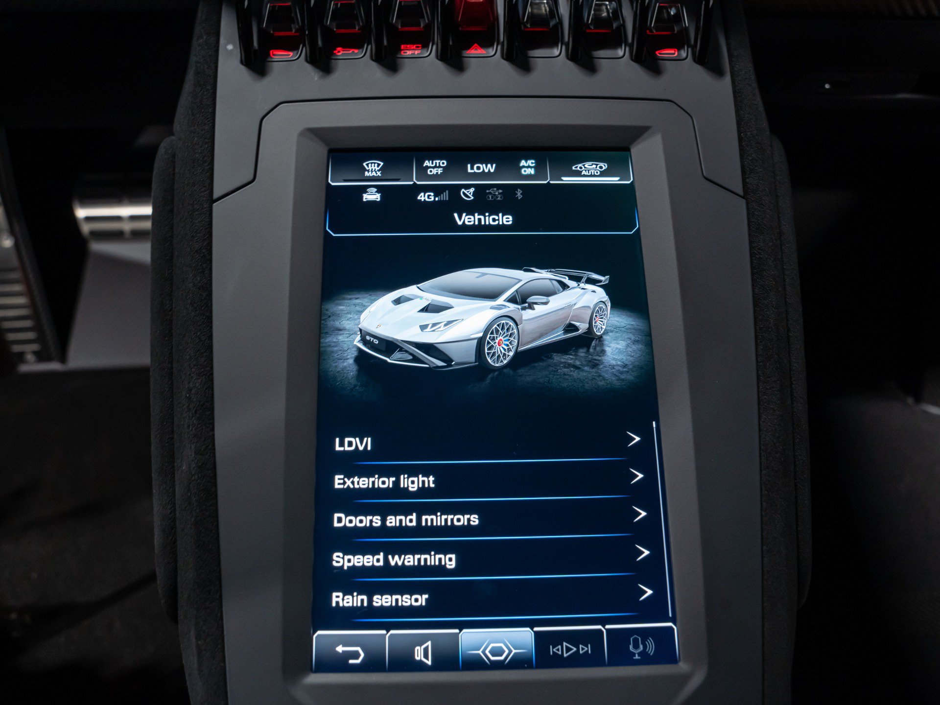 Used 2024 Lamborghini Huracan STO RWD image 74