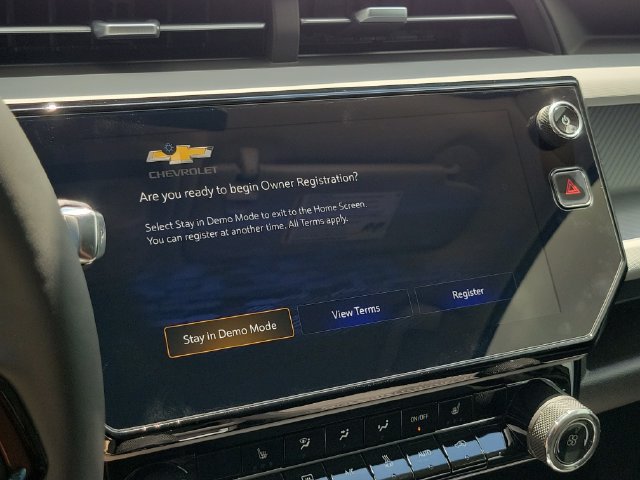 New 2027 Chevrolet Bolt LT w/ Comfort Package FWD image 10