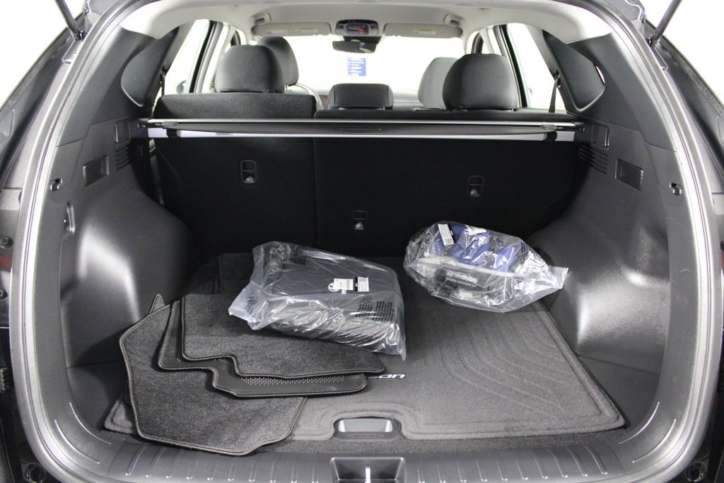 Certified 2026 Hyundai Tucson SE FWD image 17