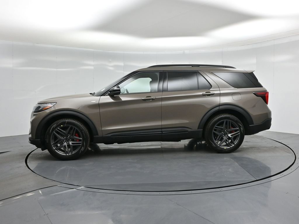 Used 2026 Ford Explorer ST-Line w/ ST-Line Street Pack RWD image 34