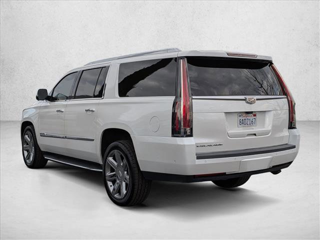 Used 2017 Cadillac Escalade ESV Premium Luxury image 8