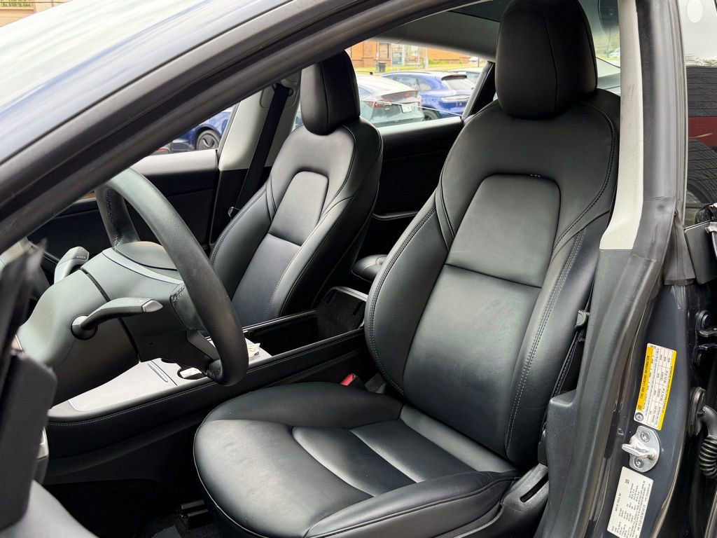 Used 2022 Tesla Model 3 Long Range AWD/4WD image 23