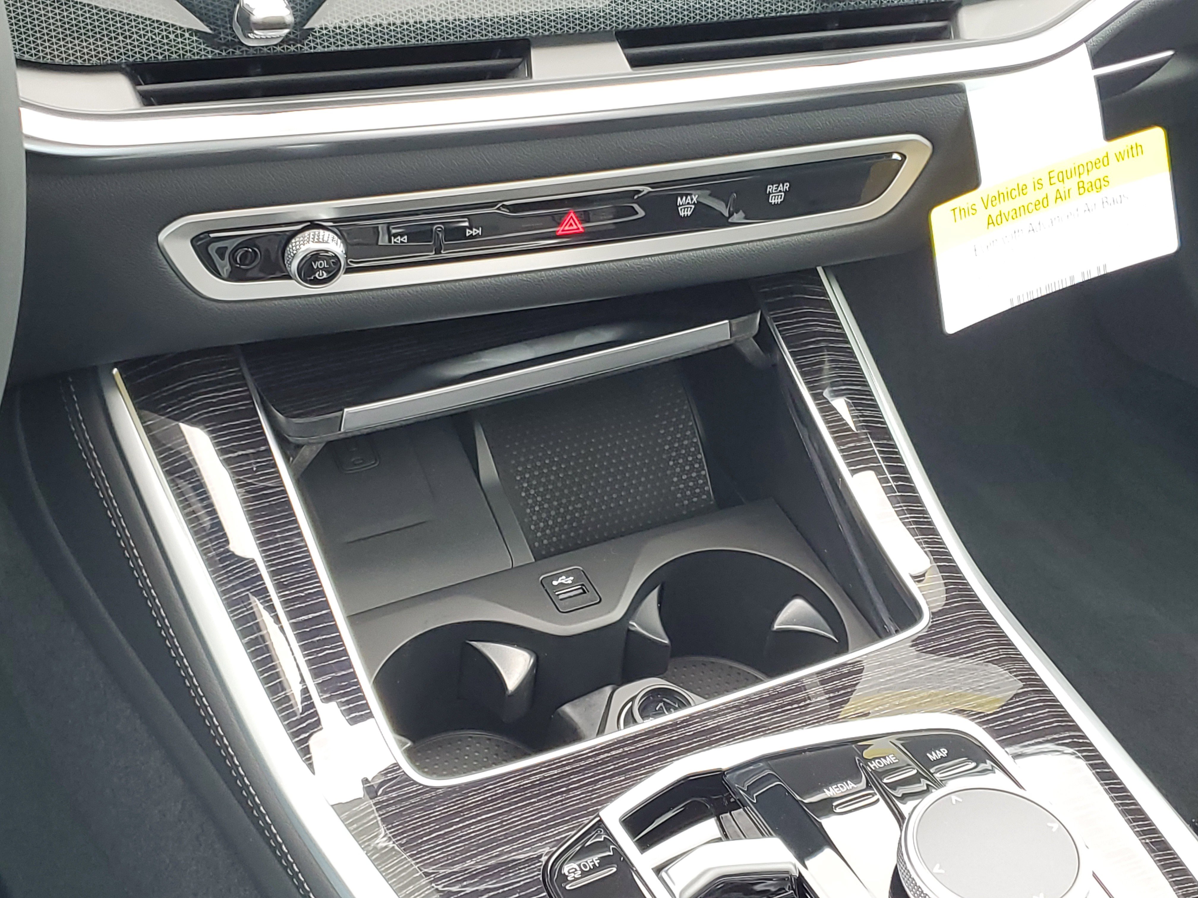 New 2026 BMW X5 xDrive40i w/ M Sport Package AWD/4WD image 19