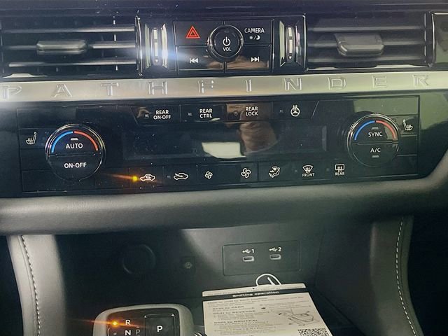 New 2026 Nissan Pathfinder SL image 11