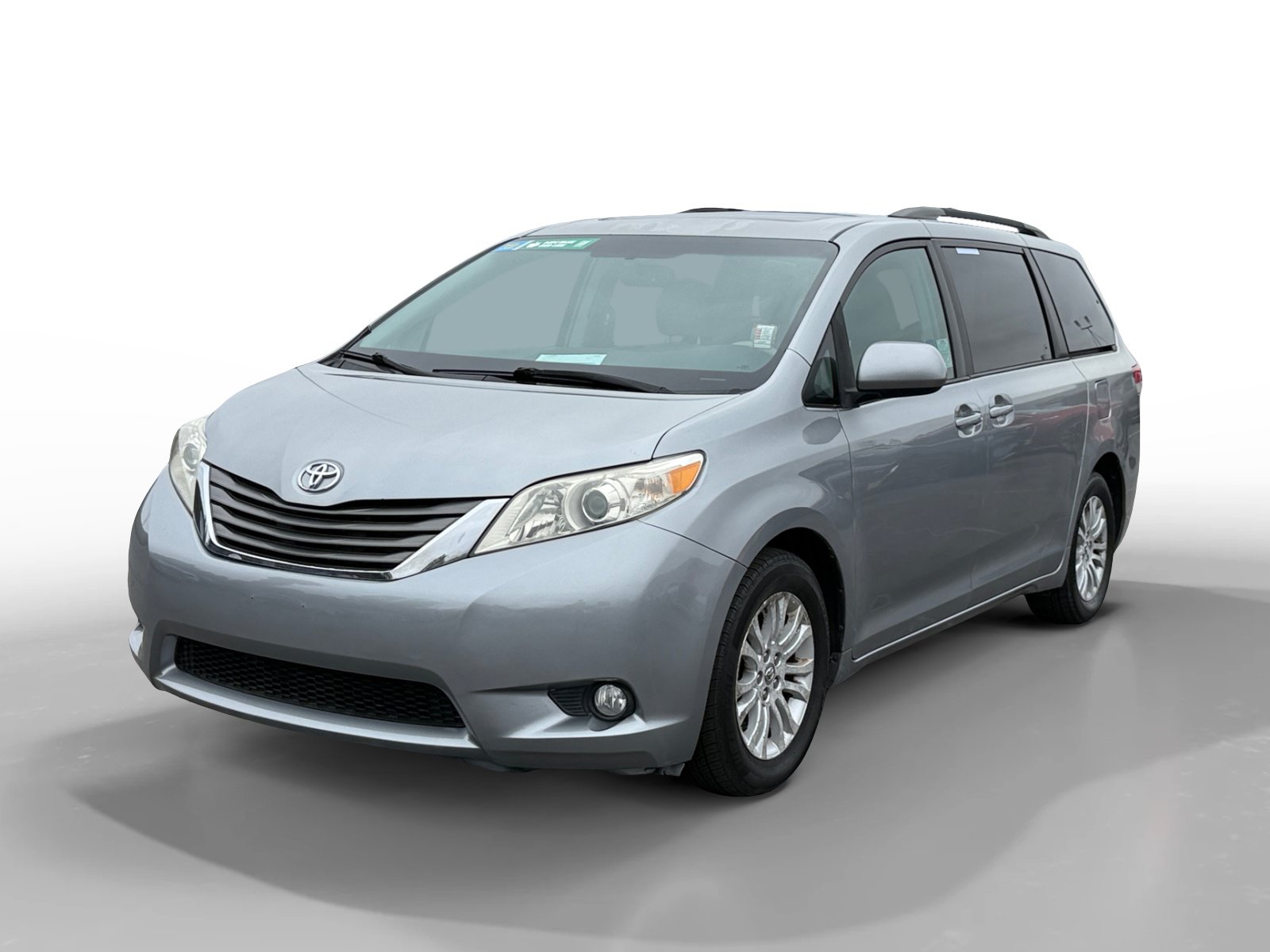 Used 2012 Toyota Sienna XLE