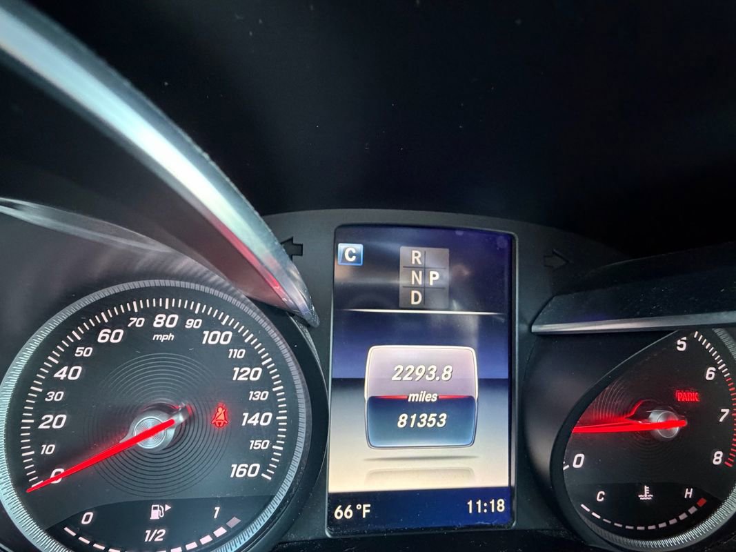 Used 2018 Mercedes-Benz GLC 300 4MATIC image 31