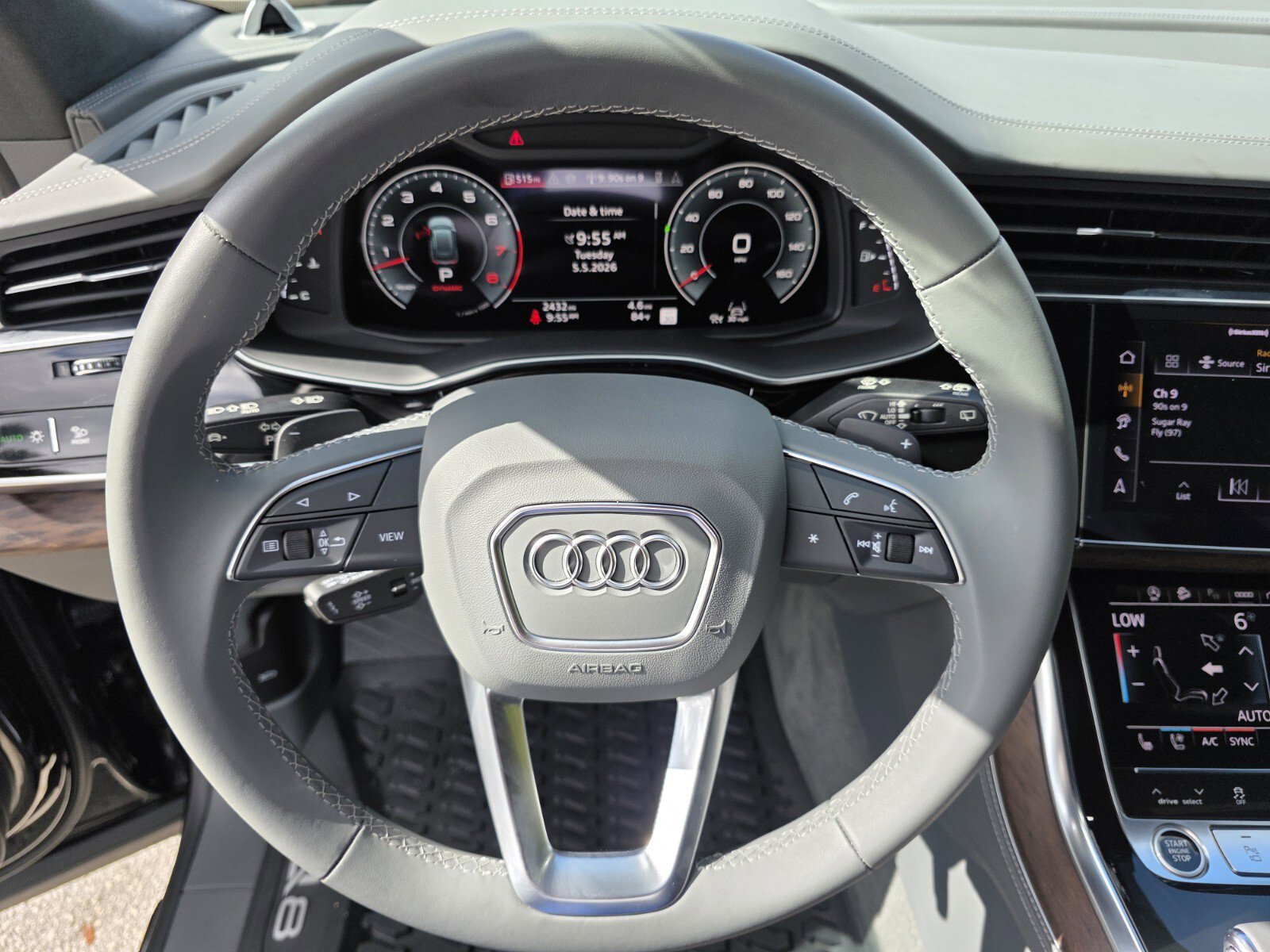 Used 2024 Audi Q8 Prestige AWD/4WD image 18