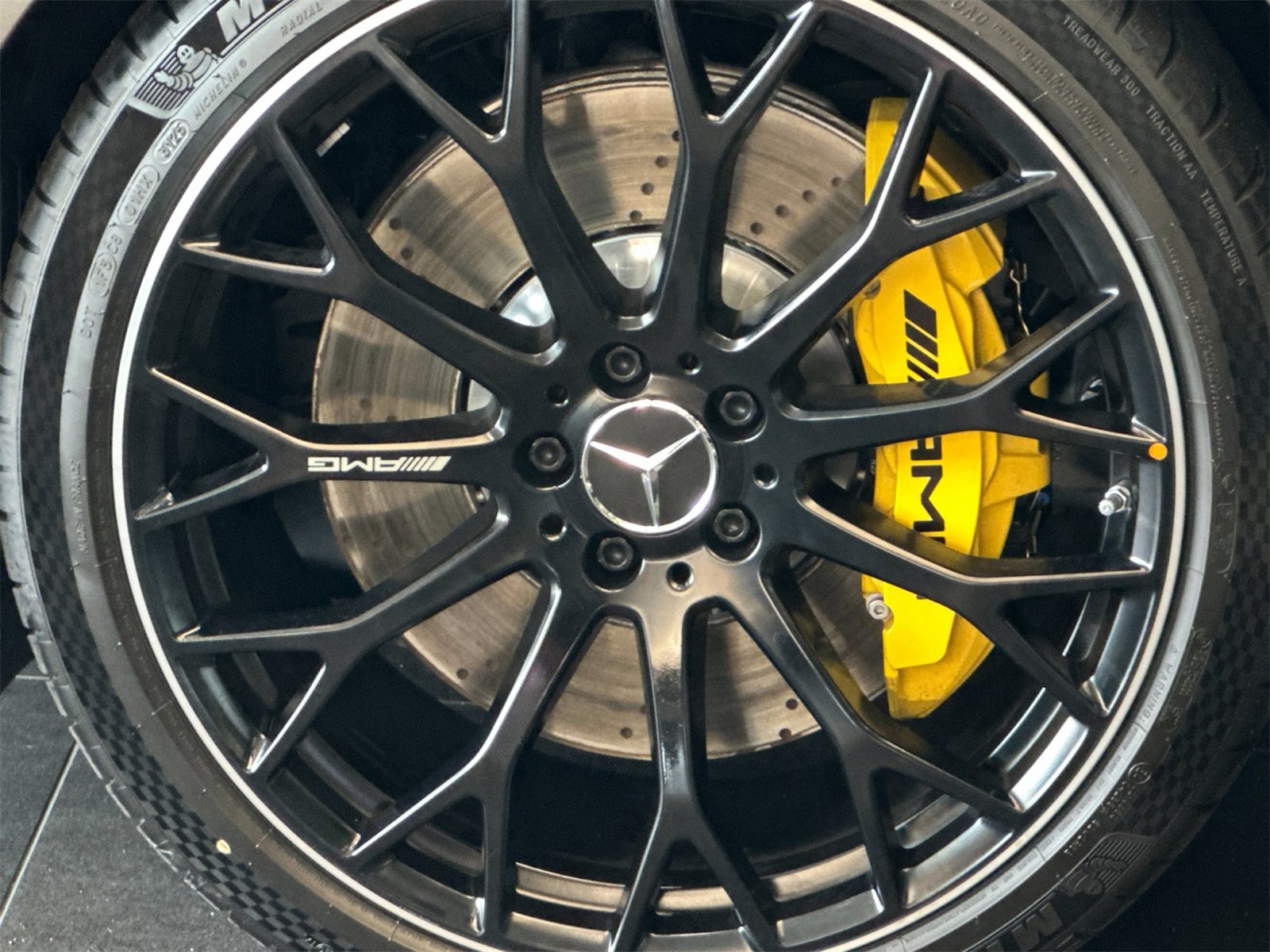 New 2026 Mercedes-Benz SL 63 AMG 4MATIC image 30