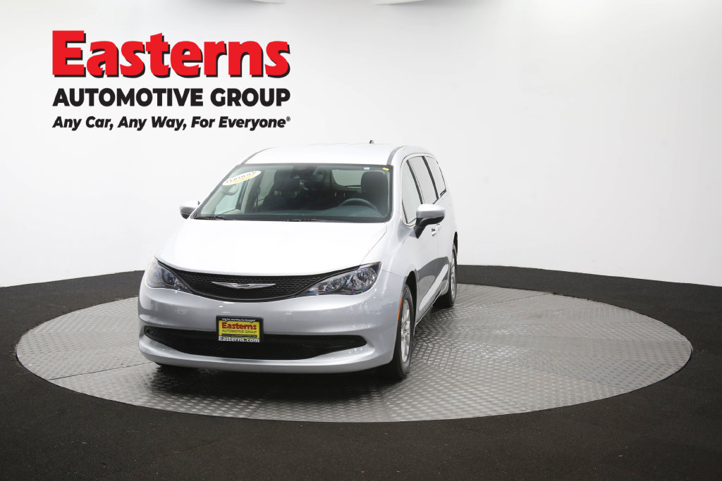 Used 2023 Chrysler Voyager LX FWD image 57