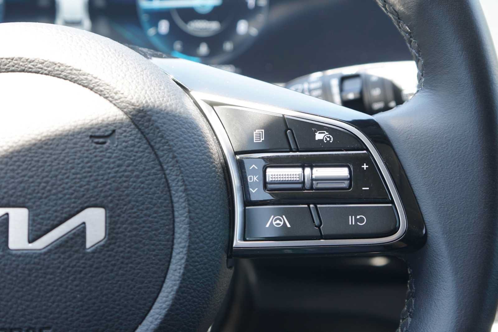 Certified 2024 Kia Seltos X-Line AWD/4WD image 15