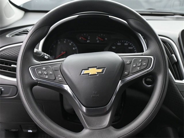 Used 2025 Chevrolet Malibu LT image 28