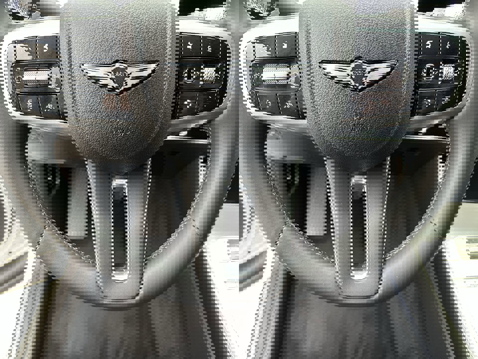 Certified 2026 Genesis GV70 2.5T Select image 14