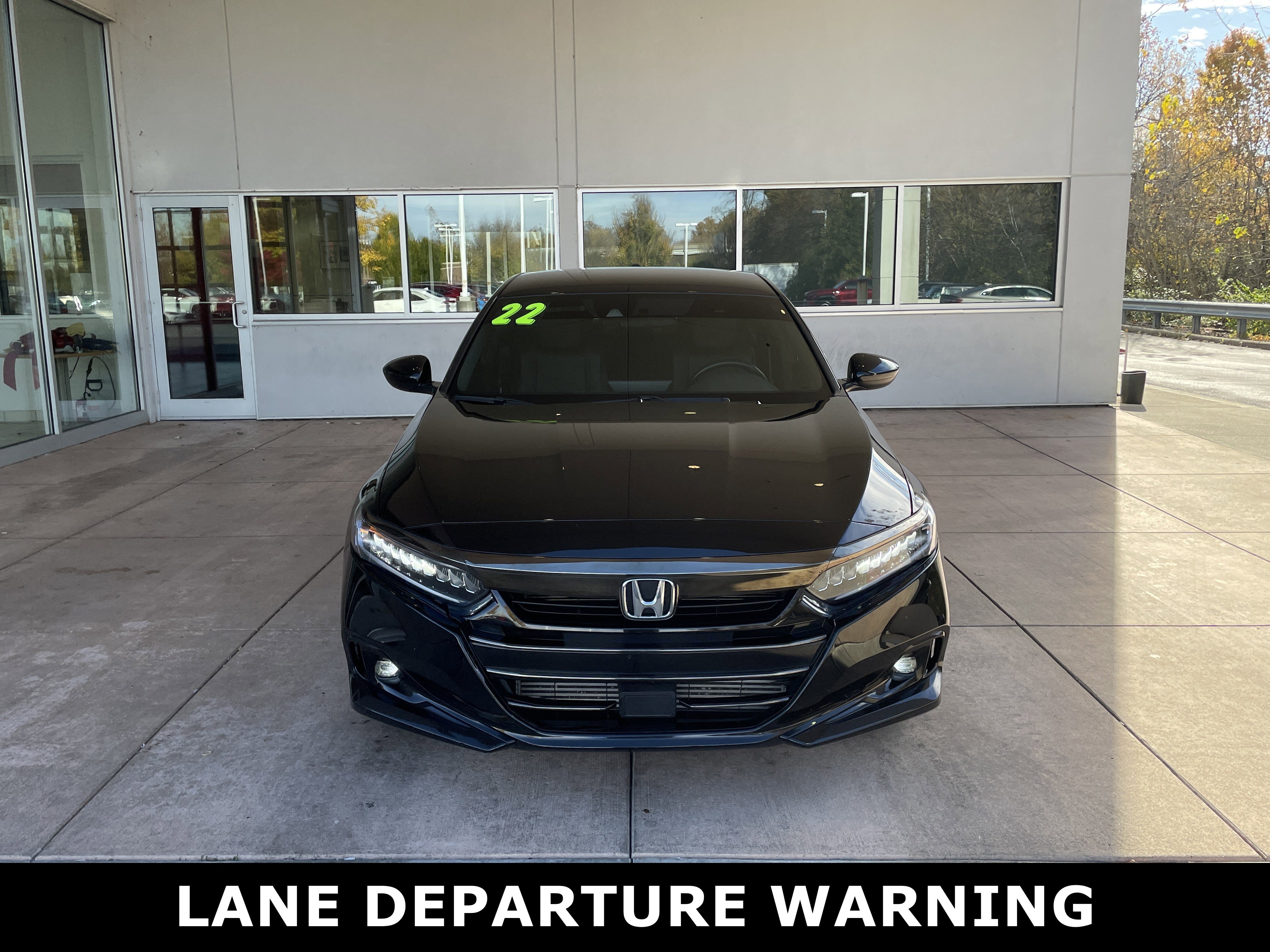 Used 2022 Honda Accord Sport image 2