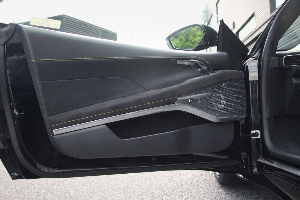 Used 2025 Lotus Emira image 13