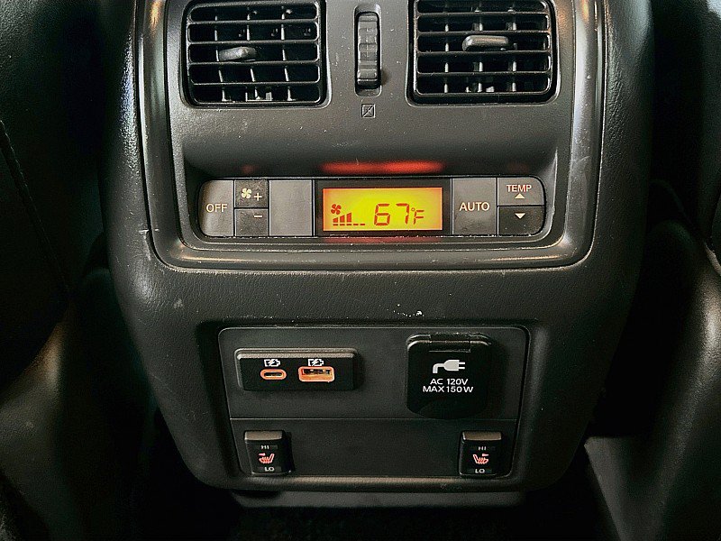 Used 2020 Nissan Pathfinder SL FWD image 24