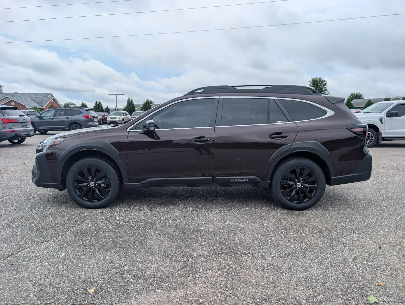 Certified 2024 Subaru Outback Limited AWD/4WD image 3