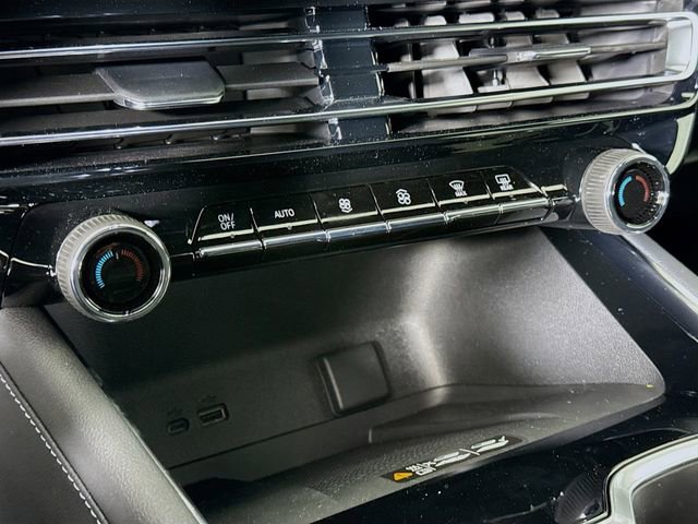 New 2026 Chevrolet Traverse LT w/ Driver Confidence Package image 18