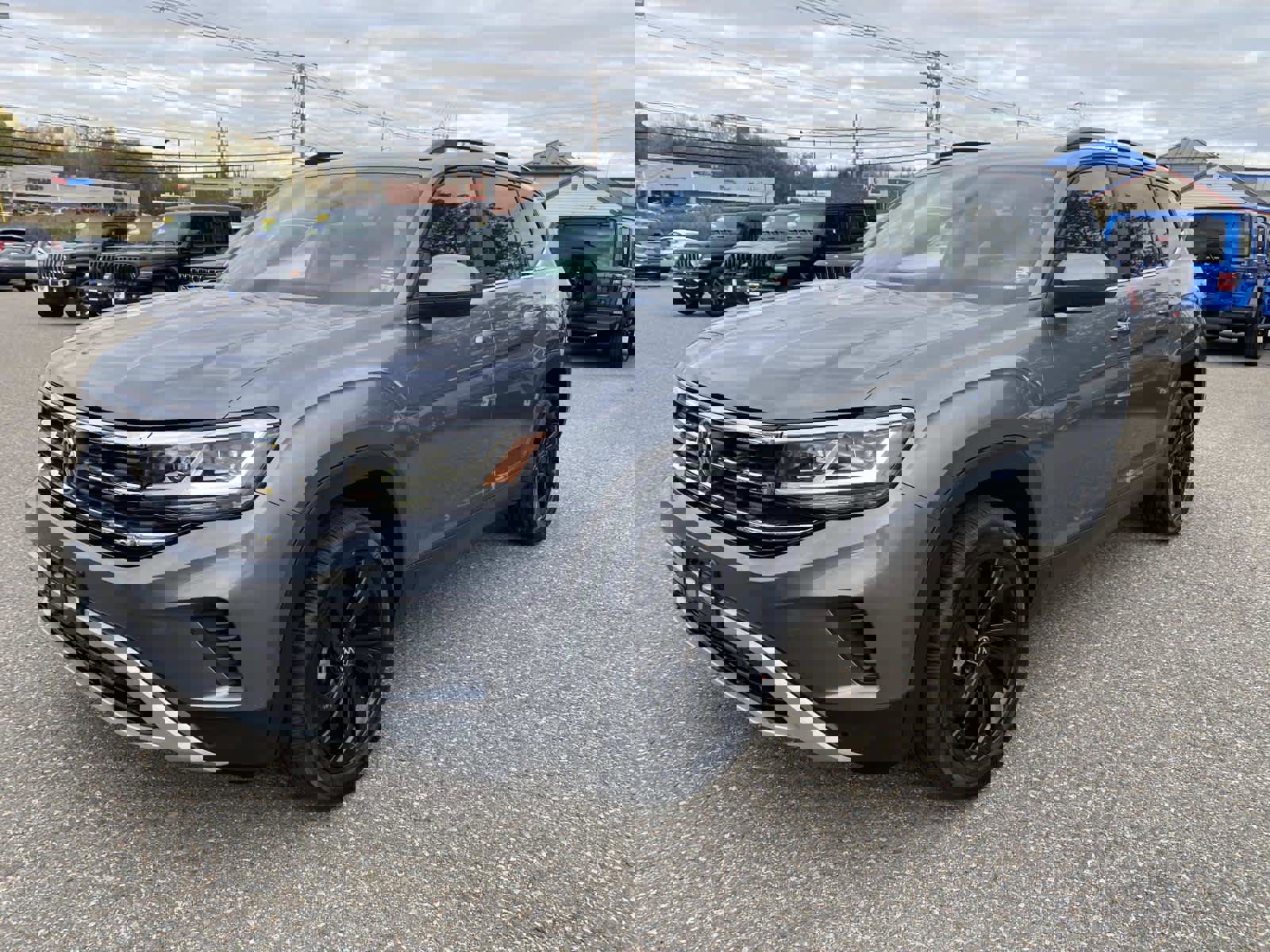 Used 2022 Volkswagen Atlas SE image 9