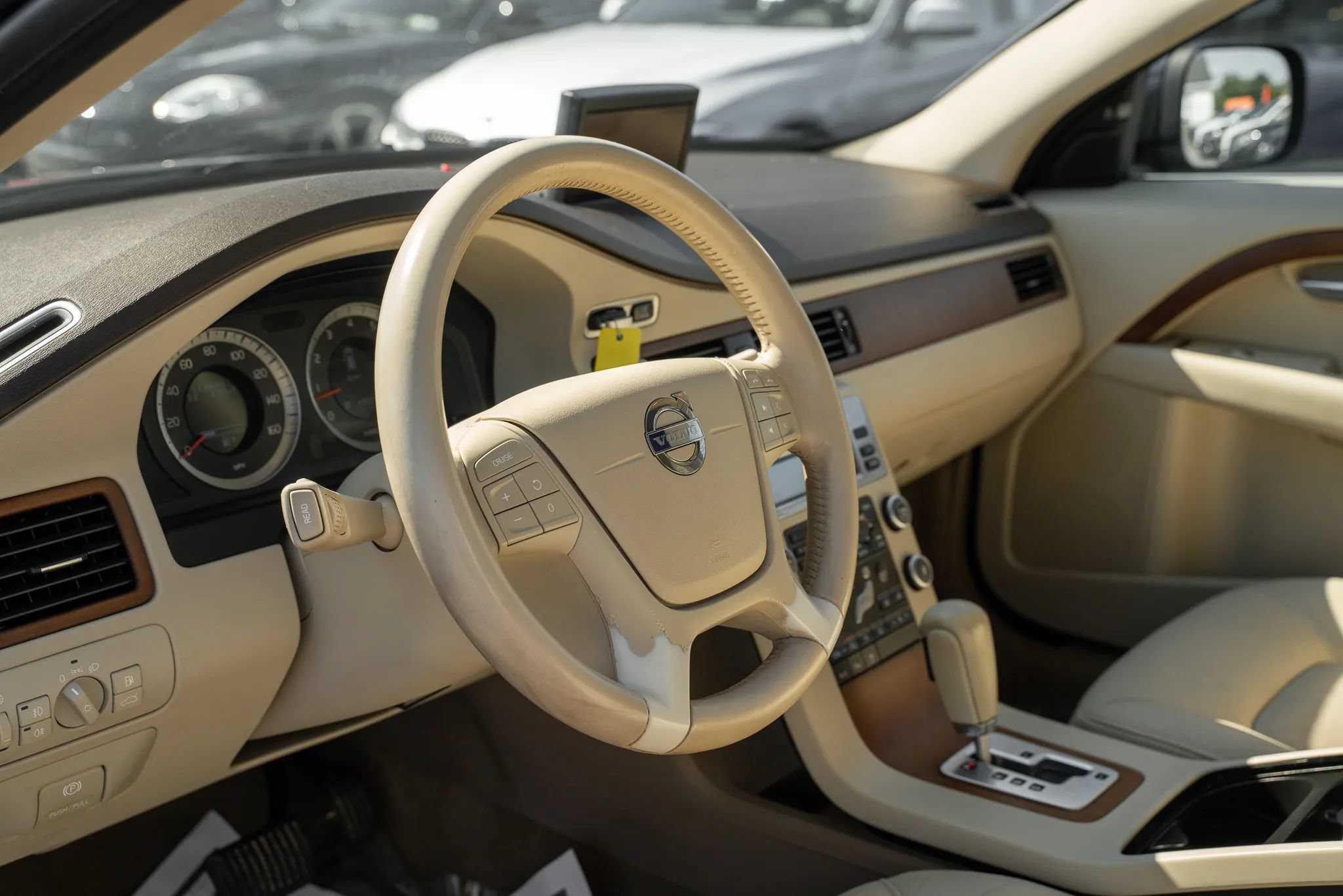 Used 2010 Volvo XC70 3.2 AWD/4WD image 15