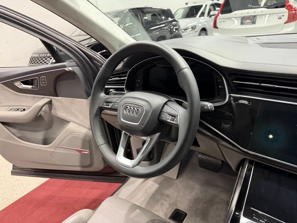 Used 2020 Audi Q7 3.0T Prestige AWD/4WD image 45