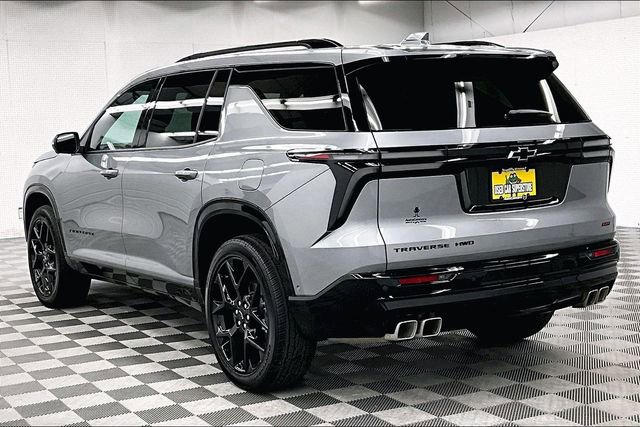 Used 2026 Chevrolet Traverse RS image 3