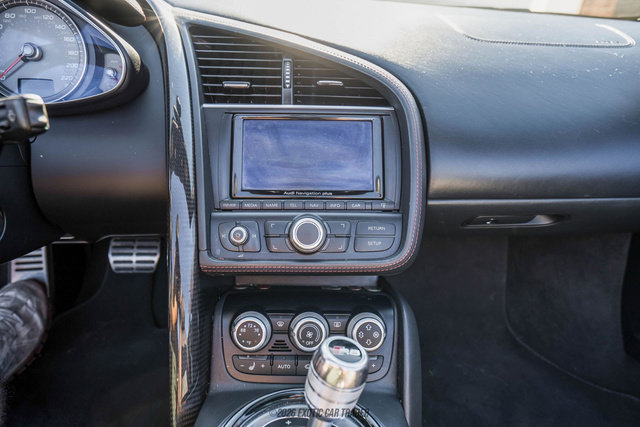 Used 2015 Audi R8 V8 w/ Full Leather Package image 63