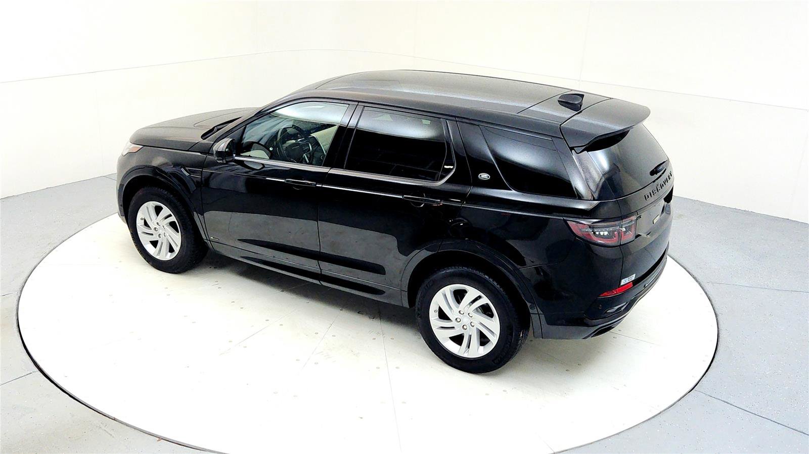 Used 2021 Land Rover Discovery Sport S R-Dynamic image 16