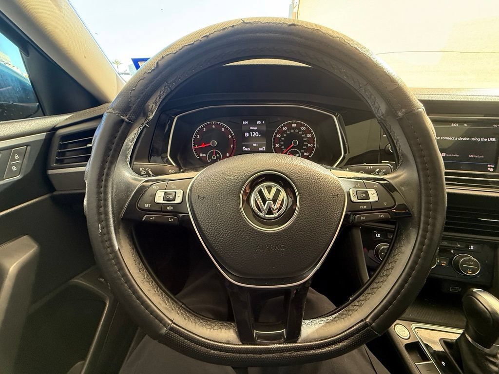 Used 2019 Volkswagen Jetta SE FWD image 14