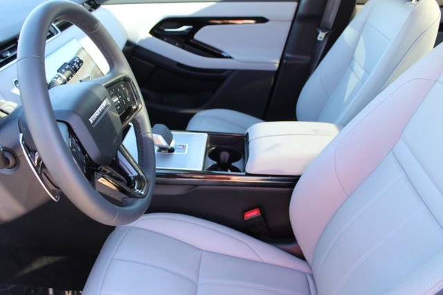 Used 2025 Land Rover Range Rover Evoque S image 20
