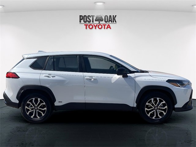 Used 2023 Toyota Corolla Cross S image 8