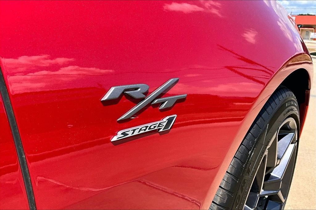 Used 2024 Dodge Charger Daytona R/T w/ Plus Group AWD/4WD image 8
