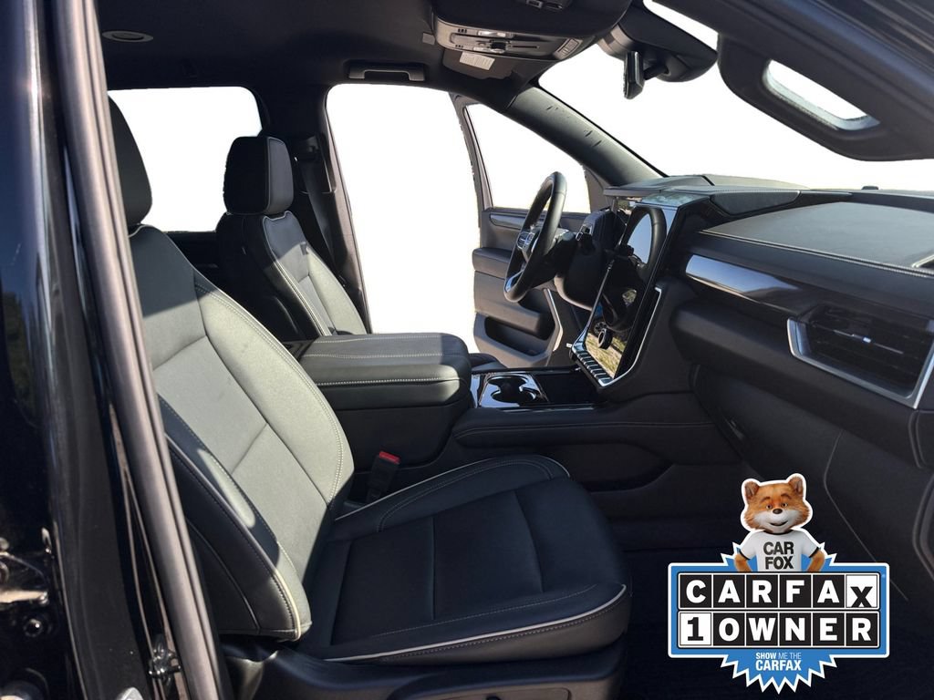 Used 2025 GMC Yukon XL Elevation AWD/4WD image 18