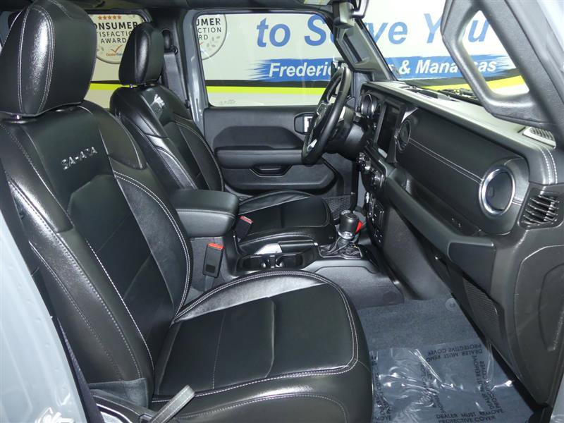 Used 2022 Jeep Wrangler Unlimited Sahara image 7